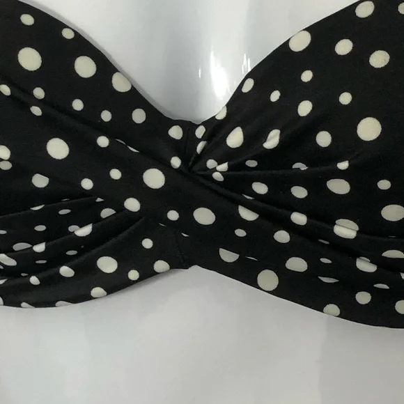 VICTORIAS SECRET molded cups strapless bikini top great for summer - Picture 3 of 9